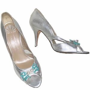 8.5 VTG Kenneth Jay Lane HOLLYWOULD Metallic Silver Mermaid Peep Toe Pearl Heels